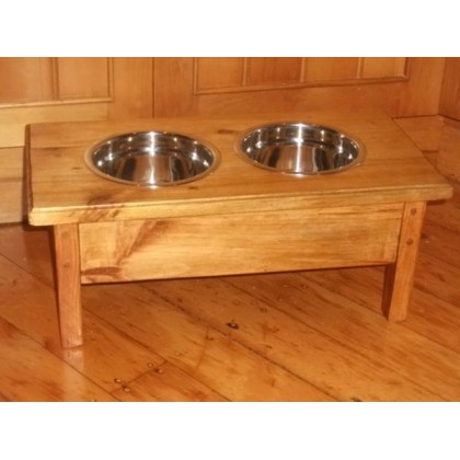 Raised Dog Feeder (Medium)